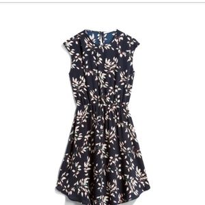 COLLECTIVE CONCEPTS

Katelynn Dress

SIZE: S